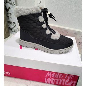 Women's Ryka Black Water Repellent Snow Ankle Boots, Size 6.5M
